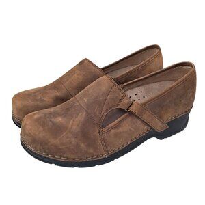 Klogs Brown Leather Slip On Clogs Womens 13 W Adjustable Strap Comfortable Shoes